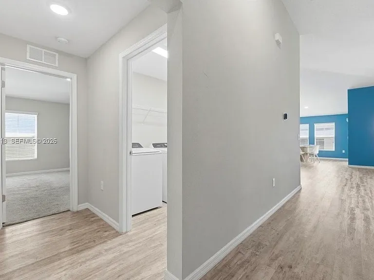 1536 Axel Cir — Photo 13