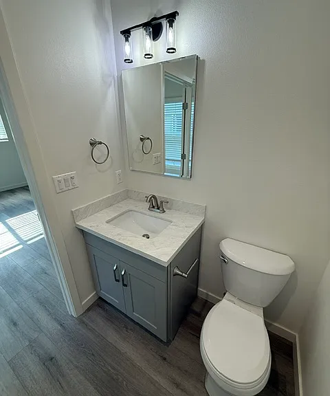 15026 Vose St — Photo 5
