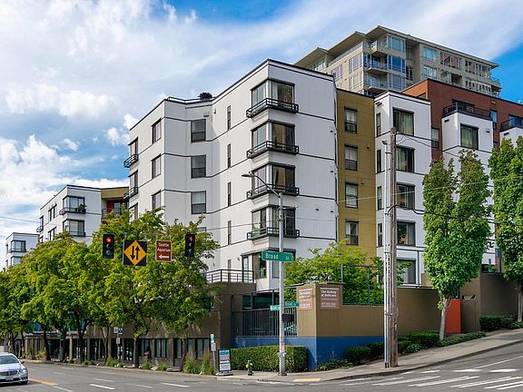 2nd image of 2922 Western Ave #2228436