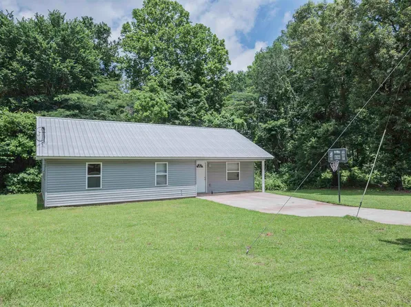 203 Parvin Dr, Bastrop, LA 71220