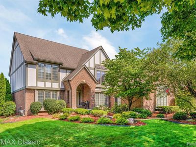 20855 Chase Dr, Novi, MI, 48375