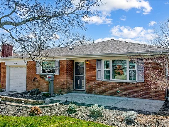 3rd image of 1904 Echo Wood Ct