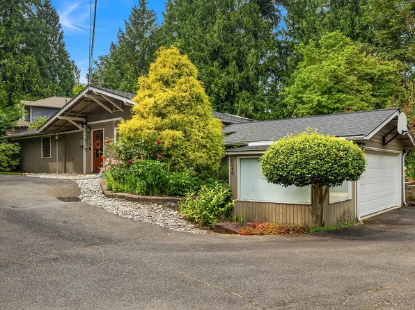 8545 142nd Ave NE, Redmond, WA 98052
