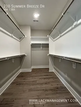 210 Summer Breeze Dr — Photo 22