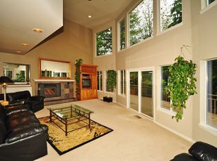 26116 SE 29th St, Sammamish, WA 98075
