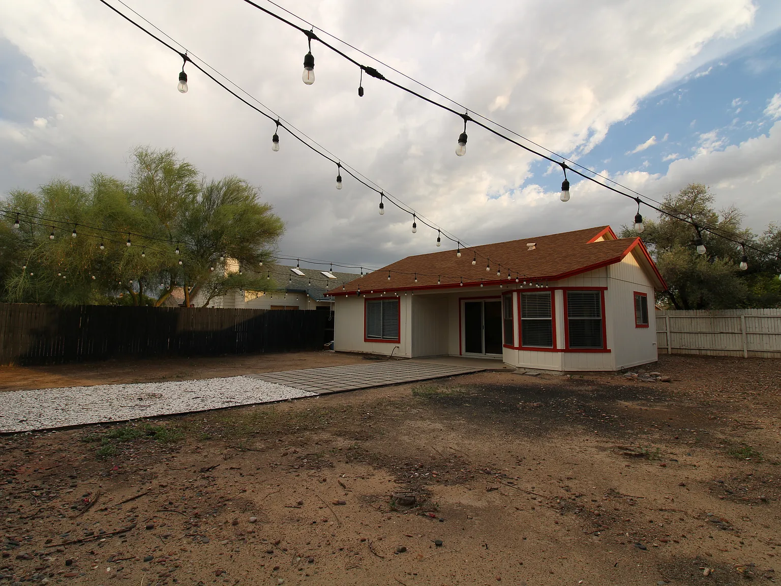2 bed, 1205 sqft, $1,700 — Photo 2
