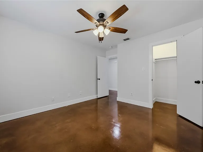 3029 Twin Creek Dr — Photo 17