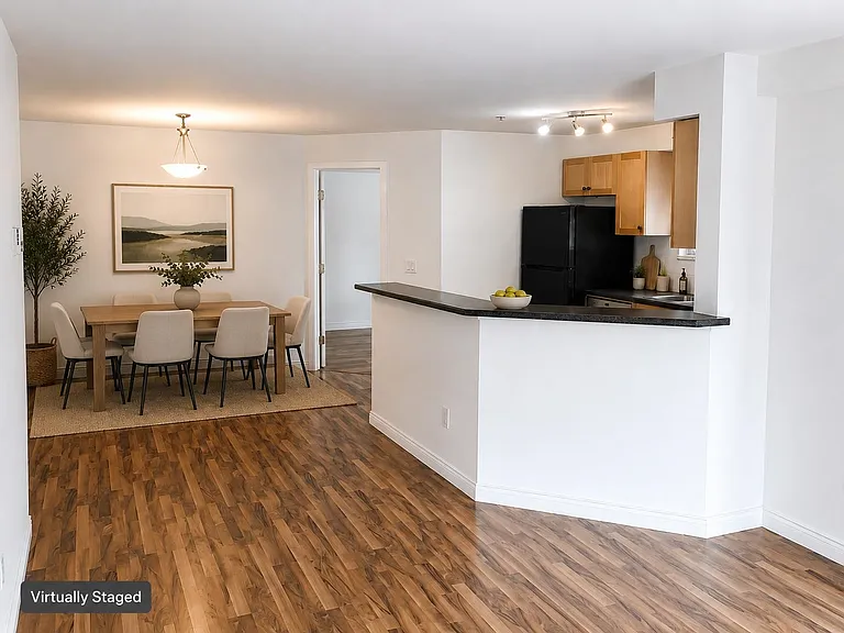 244 Sherbrooke St #2321 — Photo 11
