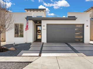 5860 Mafraq Ave NW, Albuquerque, NM 87114