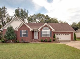 379 Meigs Dr, Murfreesboro, TN 37128