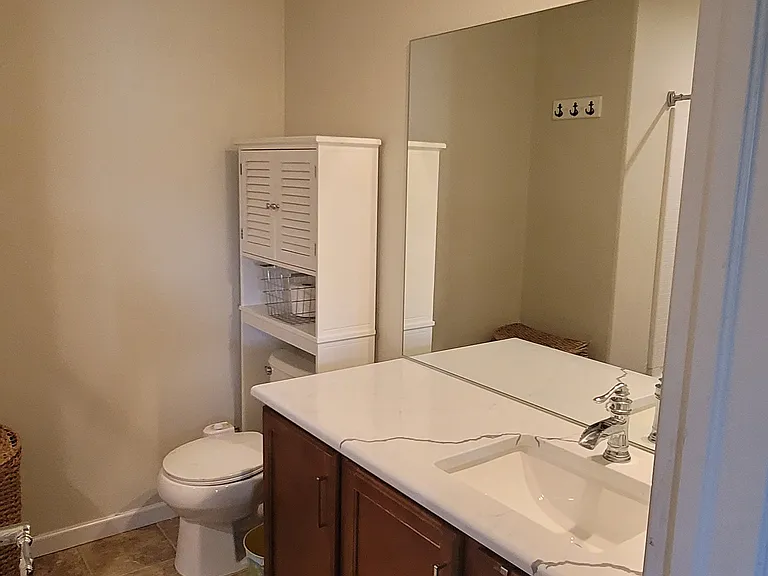10022 Altura St — Photo 13