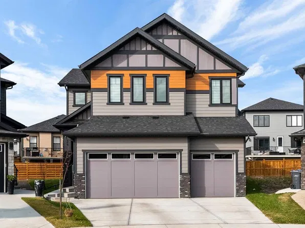 34 SE South Shore Bay, Chestermere, AB T1X 2S1