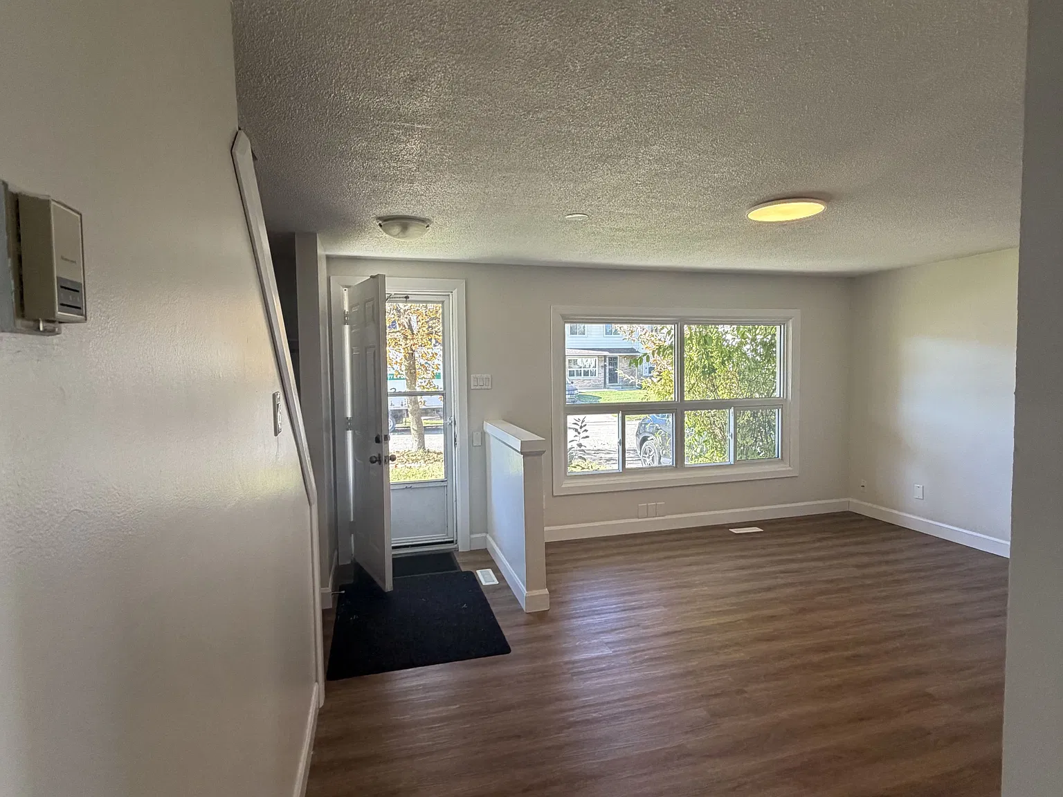 3 bed, $1,950 — Photo 4