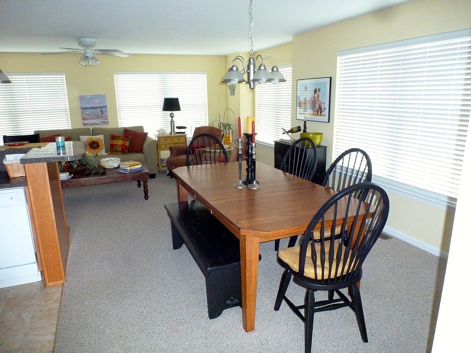 Dining/Family Room