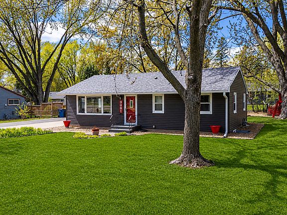 3rd image of 3681 Kenny Ln