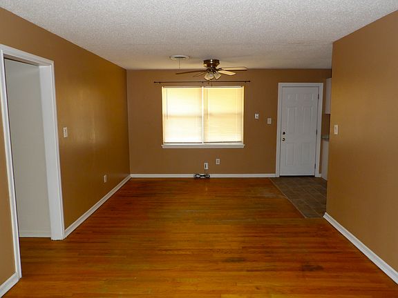 2nd image of 5730 NW Ash Ave