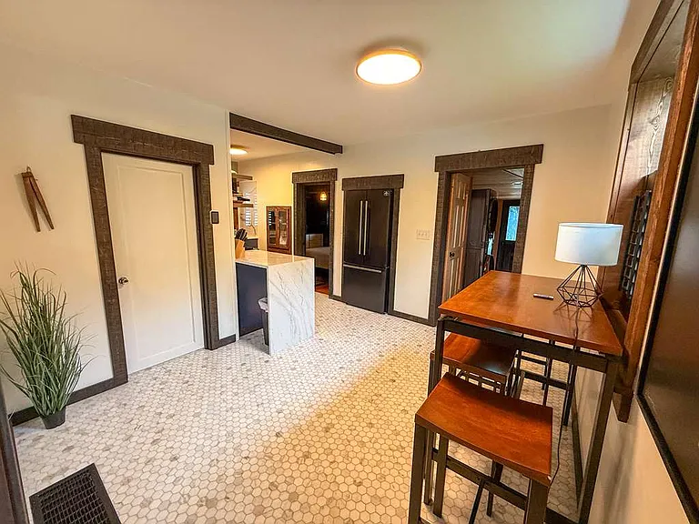 704 Somers Ave — Photo 9