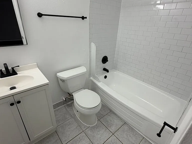 1531 Alcatraz Ave — Photo 6