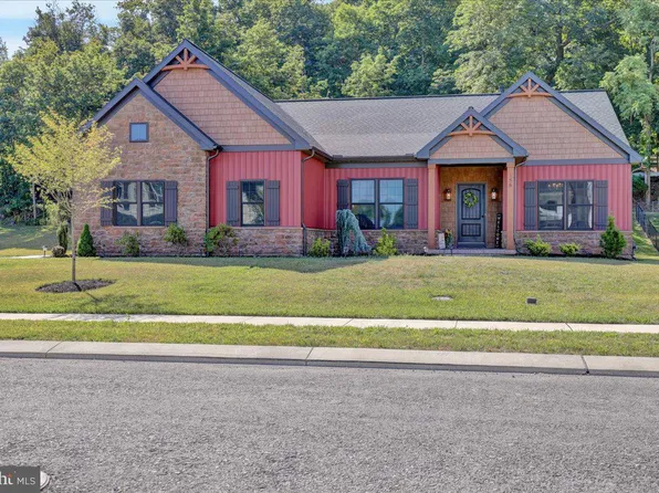 156 Forge Dr, Lebanon, PA 17042