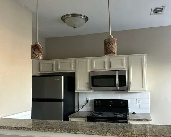 4113 Esters Rd #604C — Photo 2