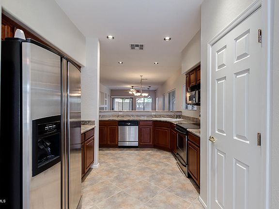 5th image of 9905 E Forge Ave
