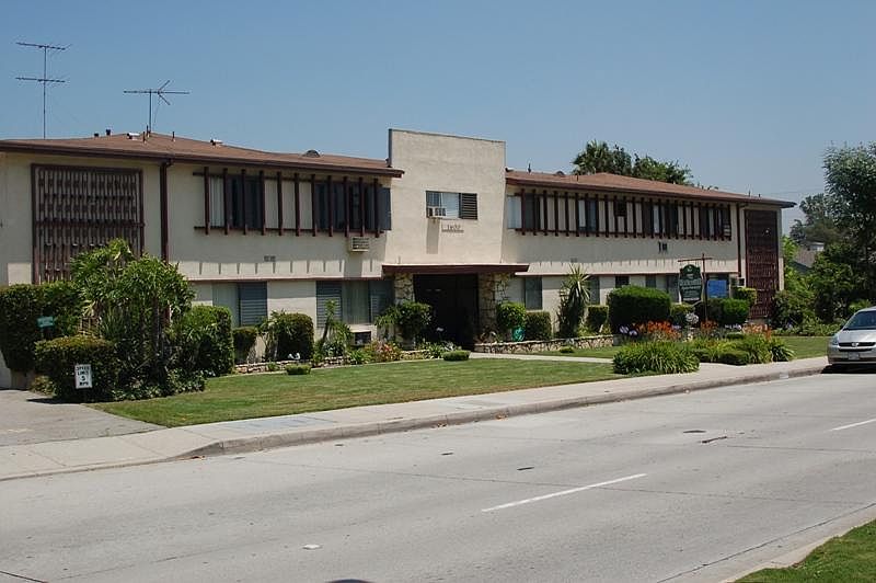 1st image of 1600 S Baldwin Ave APT 12