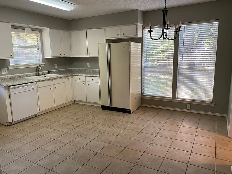 3904 Rye Glen Dr — Photo 5
