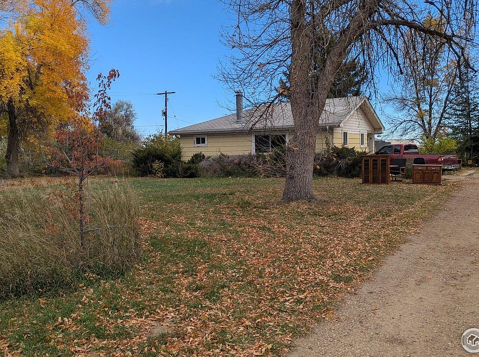 1st image of 8352 N 95th St