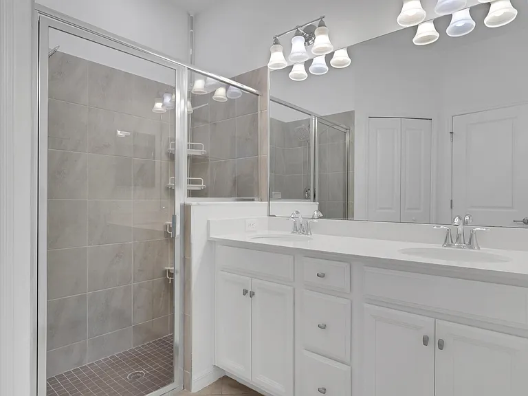 1644 Alameda Dr — Photo 18