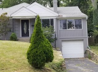 6571 Ridge Ave, Cincinnati, OH 45213