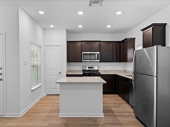 3rd image of 10858 Quinn Ct #17169204