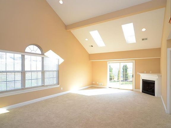 4th image of 1801 Benson Blvd