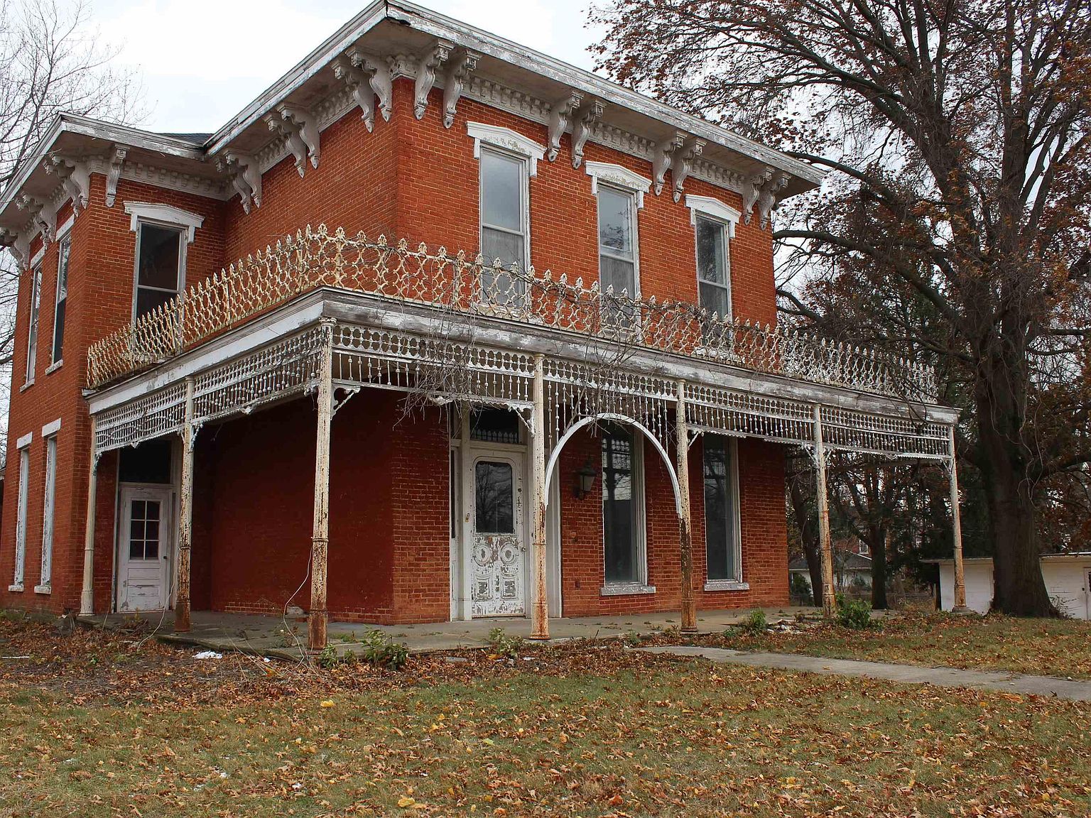 421 N Main St, Monticello, IN 47960 Zillow