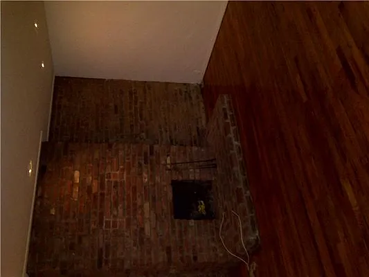 Sold by R New York | media 11