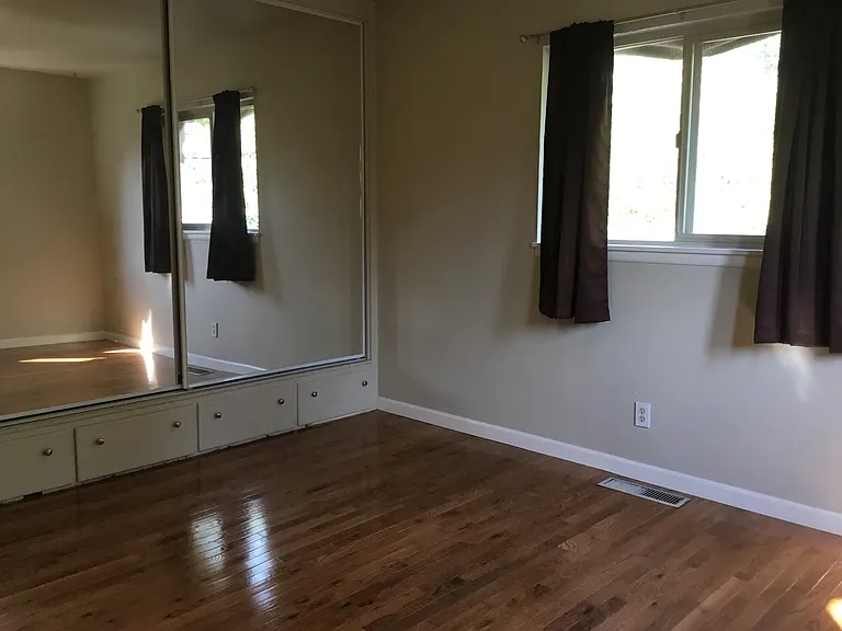 1306 Bon Rea Way — Photo 12