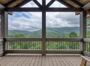561 Deer Crest Rd, Blue Ridge, GA 30513