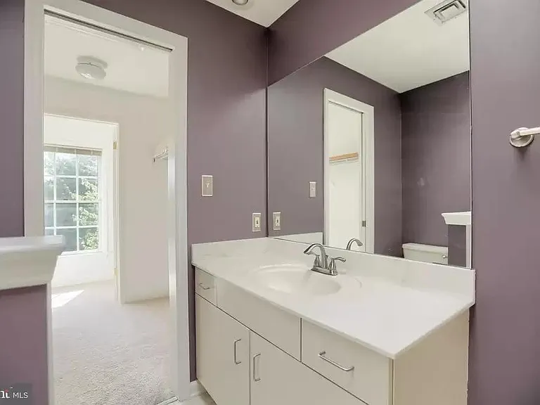Second bedroom with full bath