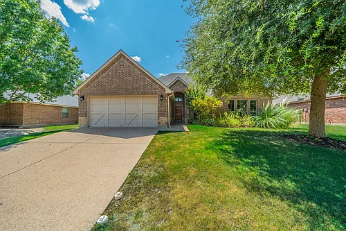 109 Chateau Dr Photo 1