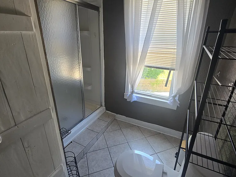 670 Willey St #670 — Photo 3