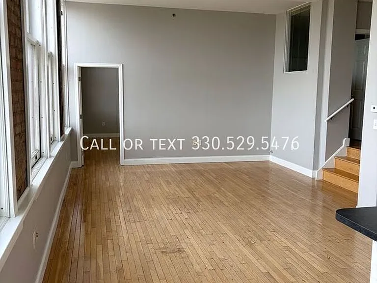 2404 Prospect Ave — Photo 9