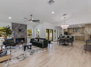 8702 E San Daniel Dr, Scottsdale, AZ 85258
