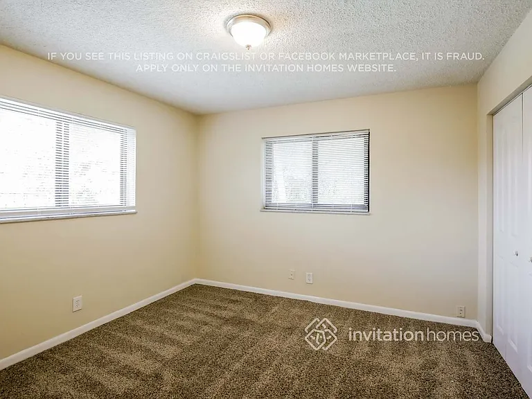 941 SW 75th Ter — Photo 13