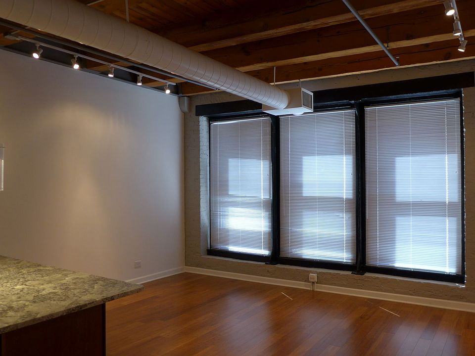 Building Photo 5