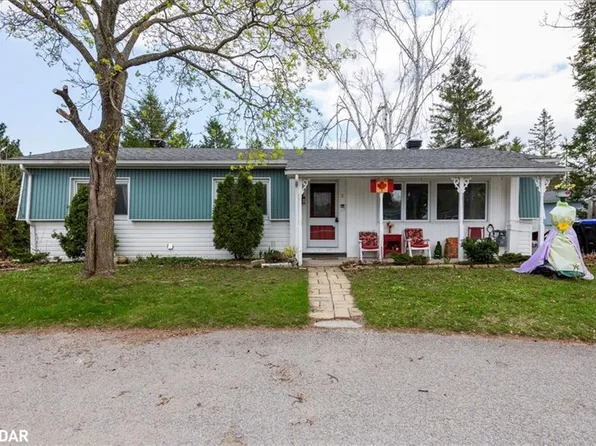 3 Yew Ct, Innisfil, ON L9S 1M9