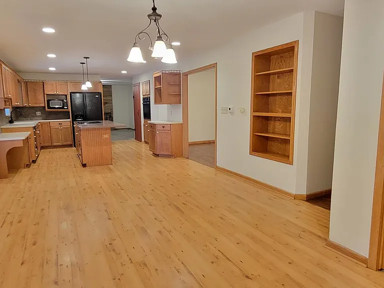 14411 W Maple St — Photo 15