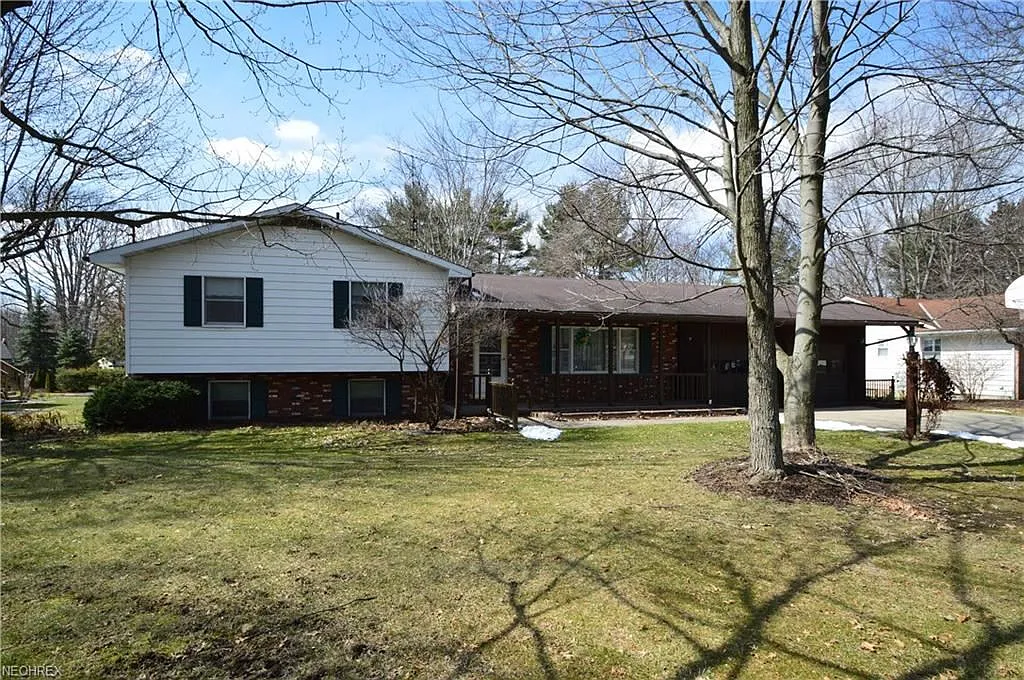 525 Howland Wilson Rd NE photo 1