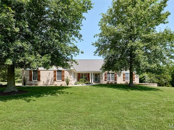 3751 Forest Meadow Dr, Defiance, MO 63341
