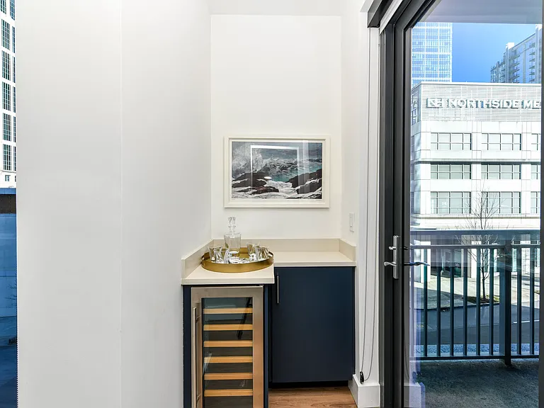 Novel Midtown — Photo 36