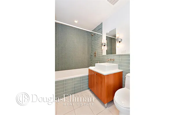 Rented by Douglas Elliman | media 25
