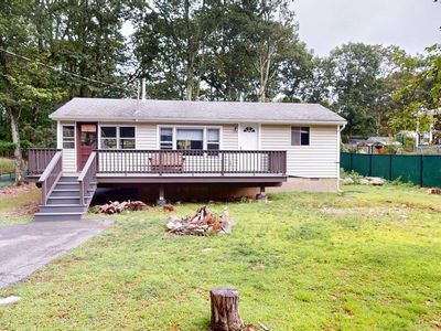 116 Autumn Rd, DINGMANS FERRY, PA, 18328